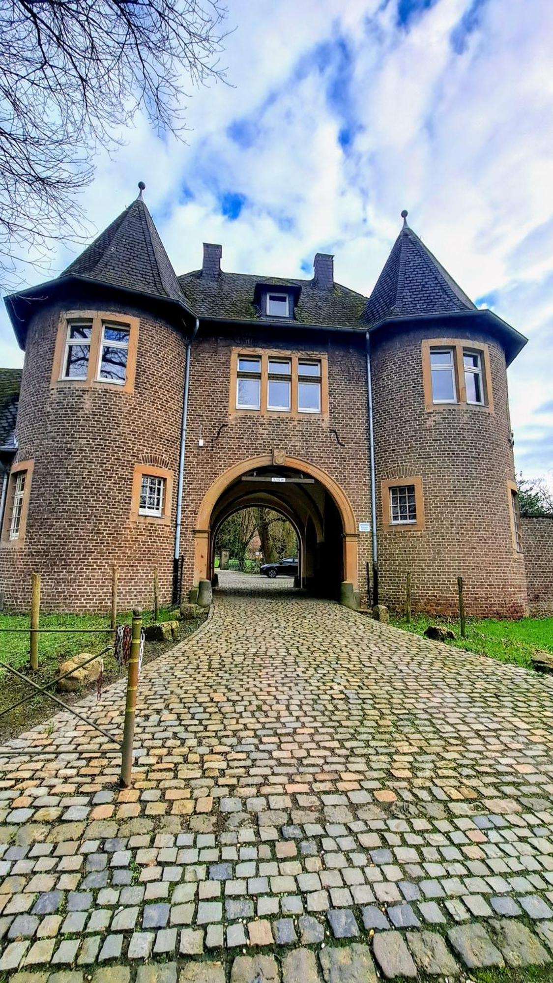 Apartments Am Schloss Rimburg Ubach-Palenberg المظهر الخارجي الصورة